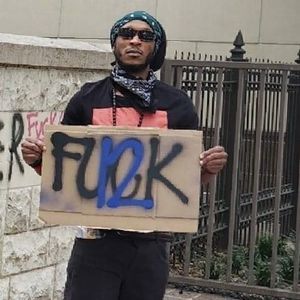 Meet your Posher, Warren